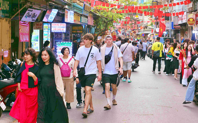 Du lịch cao điểm nghỉ h&egrave; với c&aacute;c điểm nhấn Đ&ocirc;ng Nam &Aacute; - Ảnh 2.