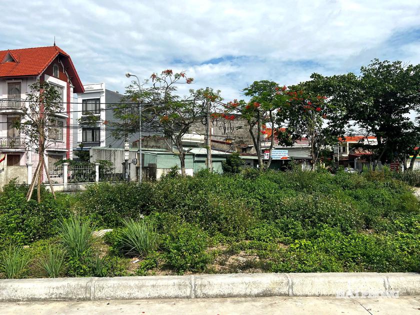 Nhiều bất cập trong quản l&yacute; c&ocirc;ng vi&ecirc;n, vườn hoa ở Hải Ph&ograve;ng cần khắc phục - Ảnh 4.