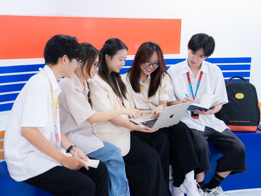 H&agrave;ng loạt trường đại học c&ocirc;ng bố điểm chuẩn 2026 - Ảnh 1.