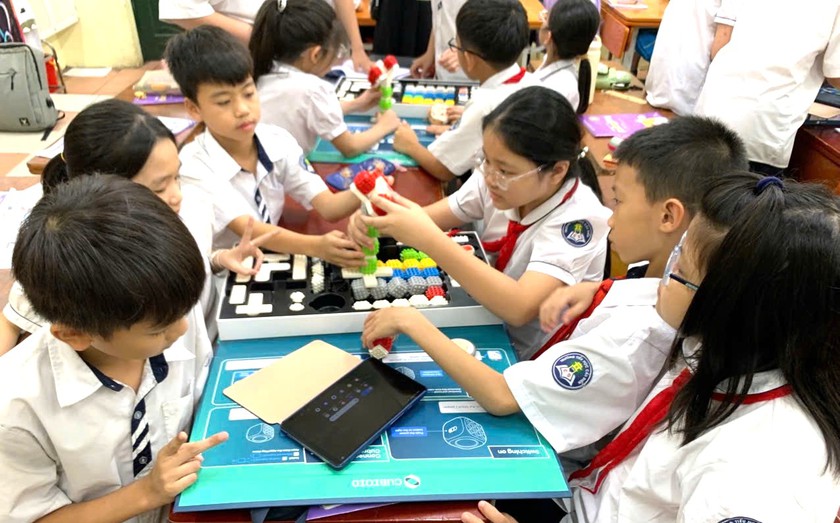 Gi&aacute;o dục STEM trước năm học mới: Cởi tr&oacute;i &aacute;p lực, trả lại gi&aacute; trị thực - Ảnh 1.