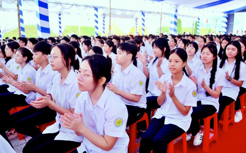 L&agrave;o Cai: Học sinh tựu trường từ ng&agrave;y 24/8 - Ảnh 1.