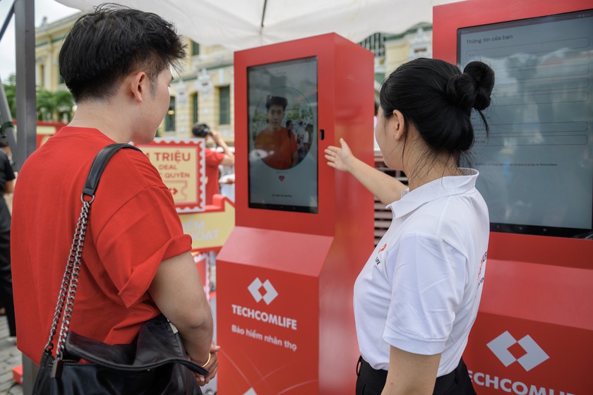 Techcombank OneU mang "l&agrave;n gi&oacute; mới" tới Bưu điện Th&agrave;nh phố Hồ Ch&iacute; Minh - Ảnh 6.
