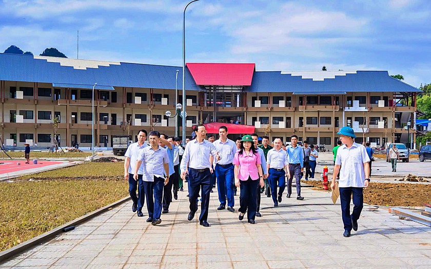 Ng&ocirc;i trường nội tr&uacute; bi&ecirc;n giới sẽ l&agrave; điểm cầu truyền h&igrave;nh ch&iacute;nh lễ khai giảng năm học mới cả nước sắp ho&agrave;n thiện - Ảnh 2.
