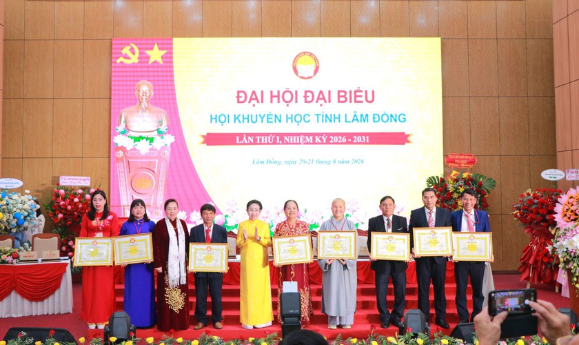 Hội Khuyến học L&acirc;m Đồng đẩy mạnh khuyến học, khuyến t&agrave;i, x&acirc;y dựng x&atilde; hội học tập giai đoạn 2026-2031 - Ảnh 5.