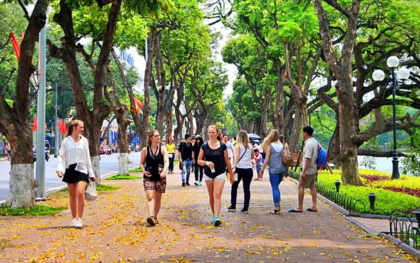 H&agrave; Nội, Đ&agrave; Lạt - những điểm đến &ldquo;M&ugrave;a thu ch&acirc;u &Aacute;&rdquo; chiếm lĩnh xu hướng - Ảnh 3.