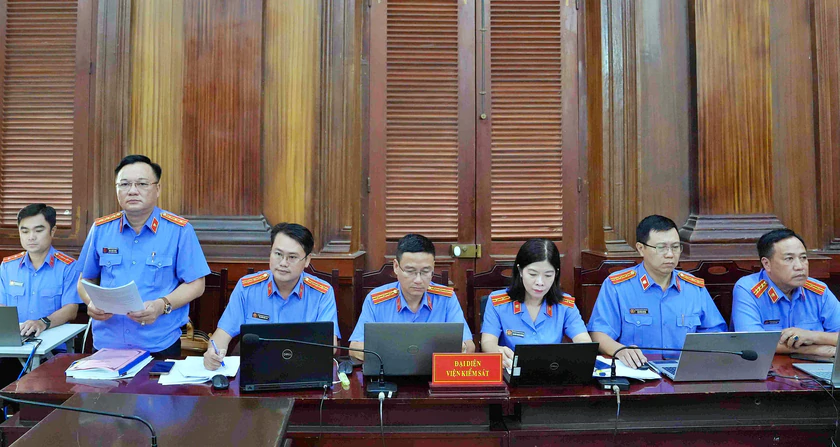 Ca sĩ Chi Dân, người mẫu An Tây bị đề nghị 7 đến 11 năm tù - Ảnh 1.