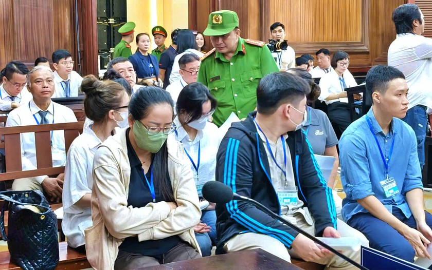 Ca sĩ Chi Dân, người mẫu An Tây bị đề nghị 7 đến 11 năm tù - Ảnh 2.