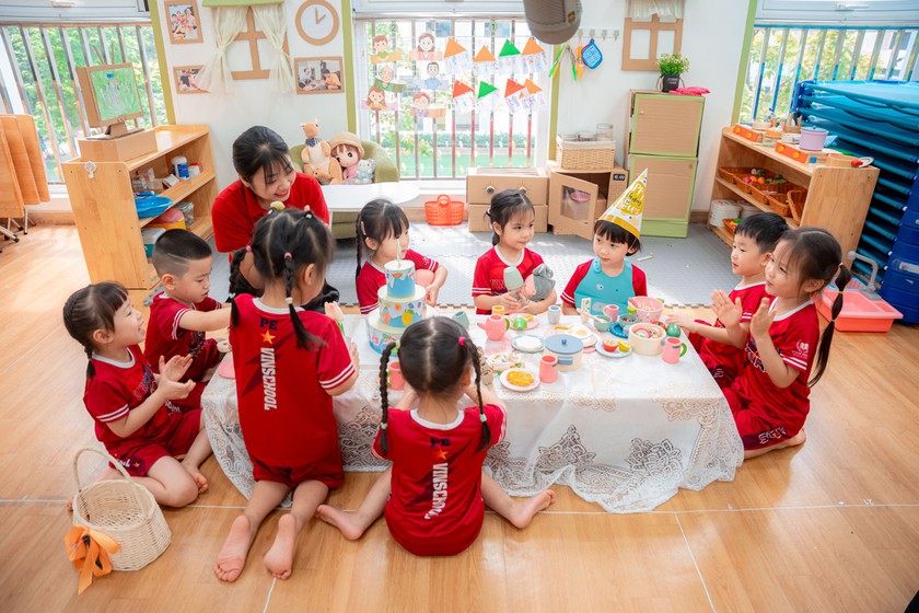 Trẻ vào lớp 1 cần gì hơn biết chữ, biết số?- Ảnh 1.