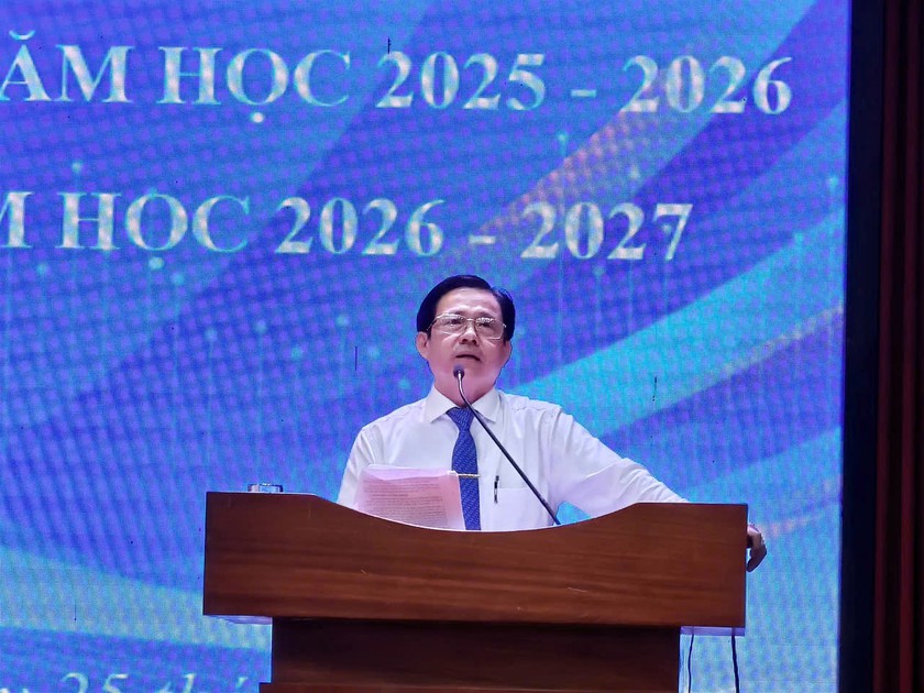 Th&agrave;nh phố Hồ Ch&iacute; Minh th&iacute; điểm thi tốt nghiệp trung học phổ th&ocirc;ng năm 2027 tr&ecirc;n m&aacute;y t&iacute;nh - Ảnh 2.