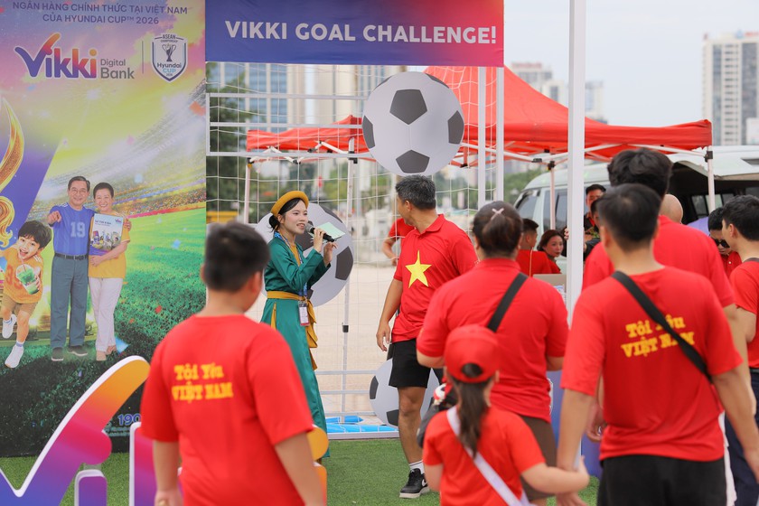 Việt Nam xưng vương ASEAN Cup 2026 v&agrave; t&igrave;nh y&ecirc;u d&agrave;nh cho b&oacute;ng đ&aacute; của hai &ldquo;nữ tướng&rdquo;- Ảnh 3.