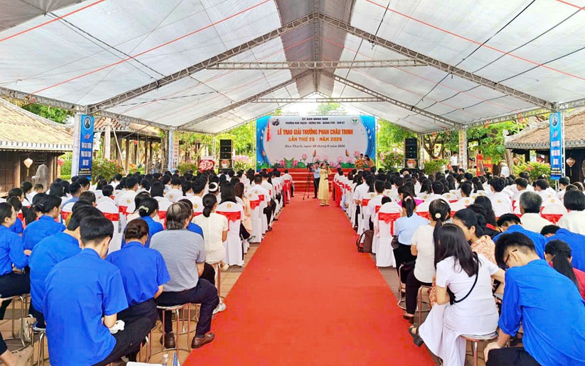 Giải thưởng Phan Ch&acirc;u Trinh lần thứ 25 t&ocirc;n vinh 219 c&aacute; nh&acirc;n xuất sắc - Ảnh 1.