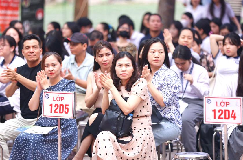 Ban đại diện cha mẹ học sinh: Tập trung phối hợp gi&aacute;o dục thay v&igrave; thu chi t&agrave;i ch&iacute;nh? - Ảnh 1.