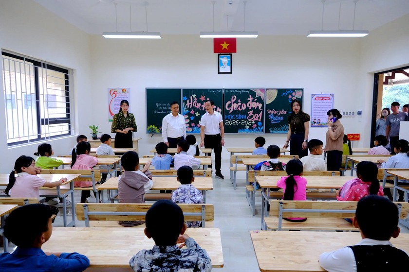 Trường Phổ th&ocirc;ng d&acirc;n tộc nội tr&uacute; Tiểu học v&agrave; THCS Mường Khương sẵn s&agrave;ng cho ng&agrave;y khai giảng - Ảnh 4.