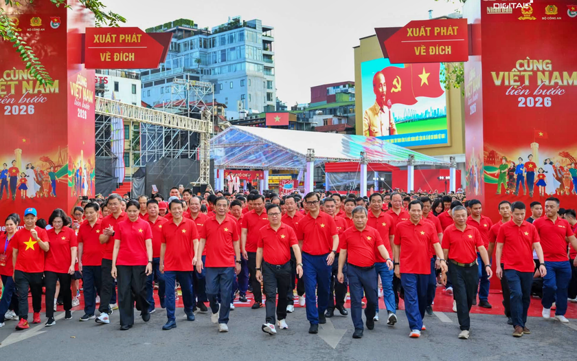 Kh&iacute;ch lệ c&ocirc;ng d&acirc;n đi bộ v&igrave; sức khoẻ - kỷ lục 10 tỷ bước ch&acirc;n được x&aacute;c lập trong 1 ng&agrave;y - Ảnh 4.