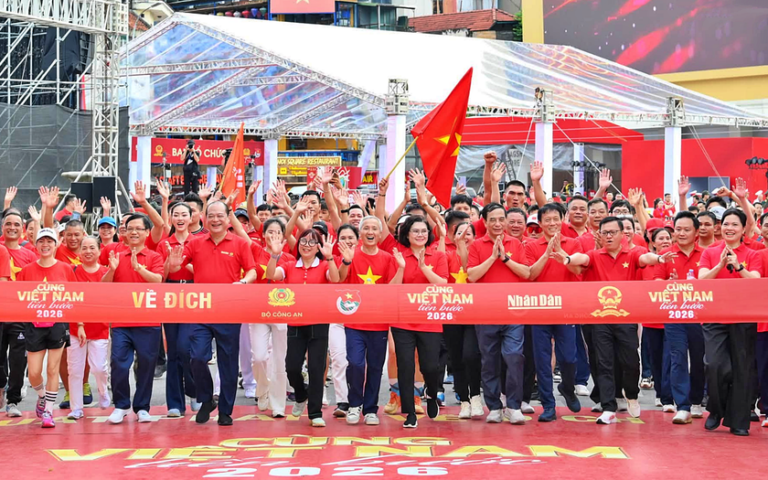 Kh&iacute;ch lệ c&ocirc;ng d&acirc;n đi bộ v&igrave; sức khoẻ - kỷ lục 10 tỷ bước ch&acirc;n được x&aacute;c lập trong 1 ng&agrave;y - Ảnh 3.