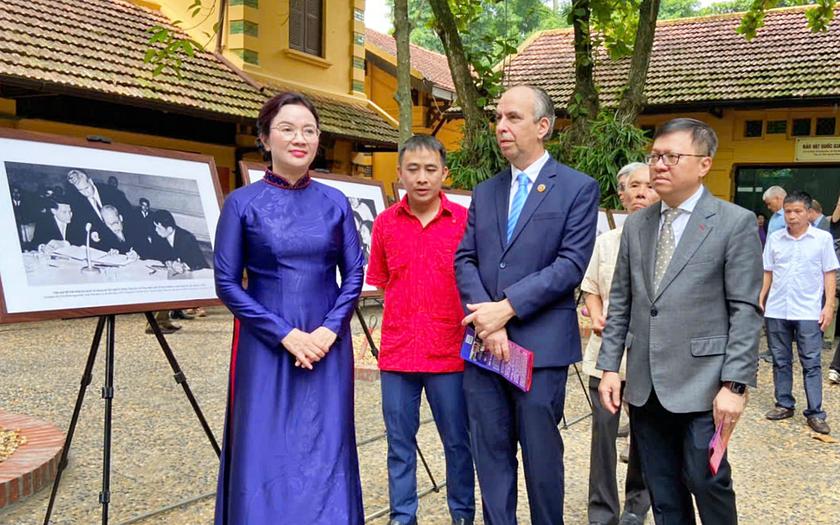 Chủ tịch Hồ Ch&iacute; Minh v&agrave; Tổng Tư lệnh Fidel Castro: Nghĩa t&igrave;nh son sắt đặc biệt - Ảnh 4.