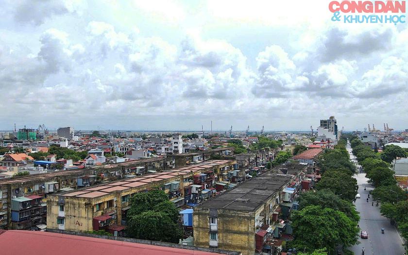 Hải Ph&ograve;ng, hơn 3.000 hộ d&acirc;n chung cư cũ nguy hiểm được hỗ trợ di dời - Ảnh 1.