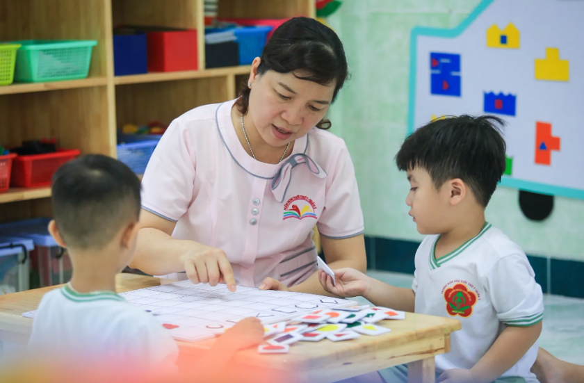 Bộ Giáo dục và Đào tạo đề xuất trợ cấp cho giáo viên mầm non nghỉ công tác chưa được hưởng chế độ - Ảnh 1.