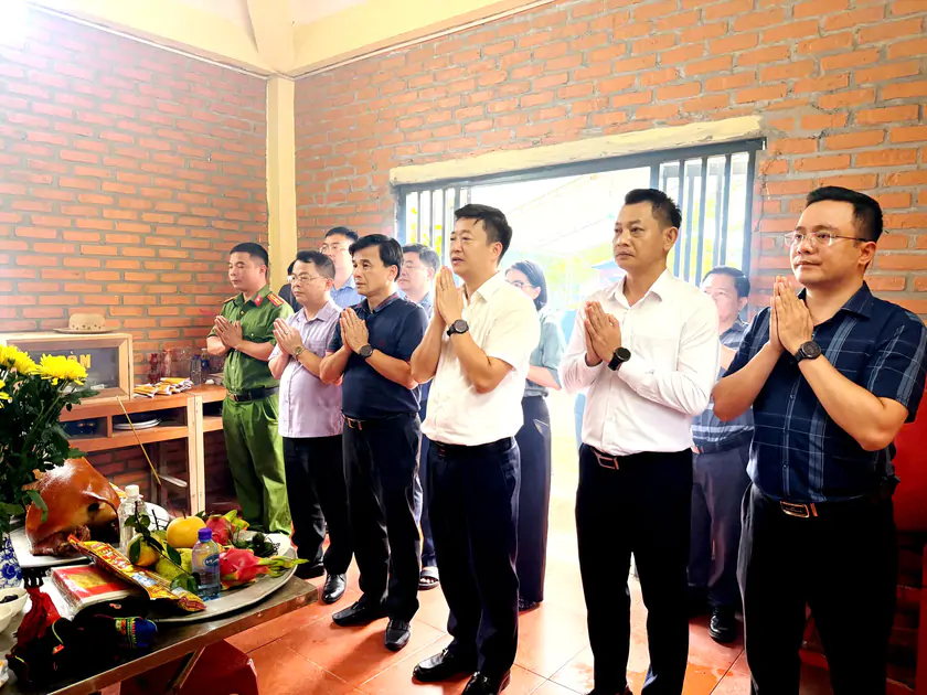 Bảo tồn lễ &ldquo;Cưn chủ&rdquo; (l&ecirc;n đồng) của người Gi&aacute;y ở v&ugrave;ng cao Hợp Th&agrave;nh - Ảnh 2.