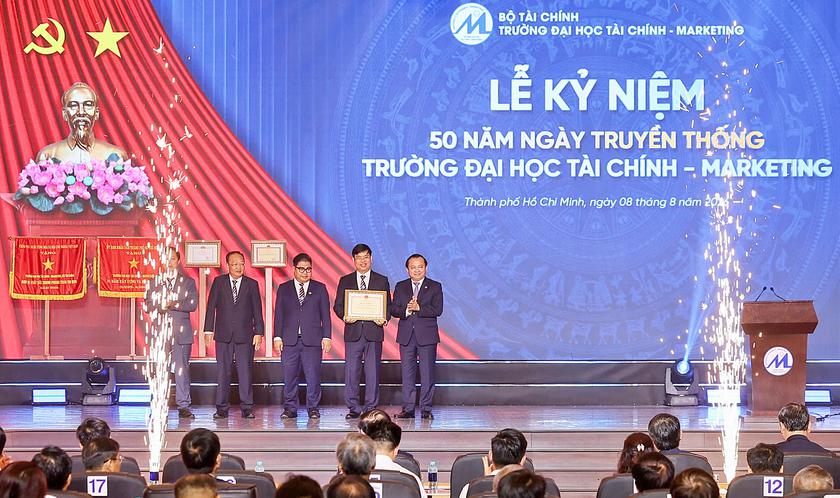 Trường Đại học T&agrave;i ch&iacute;nh - Marketing đặt mục ti&ecirc;u Top 50 đại học Việt Nam sau dấu mốc 50 năm ph&aacute;t triển - Ảnh 4.