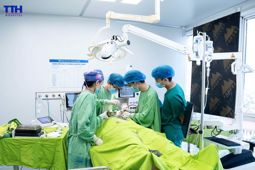Miễn ph&iacute; 100% cơ hội trải nghiệm c&ocirc;ng nghệ AI "GPS" dẫn đường trong trồng răng Implant tại BV Th&aacute;i Thượng Ho&agrave;ng - Ảnh 5.