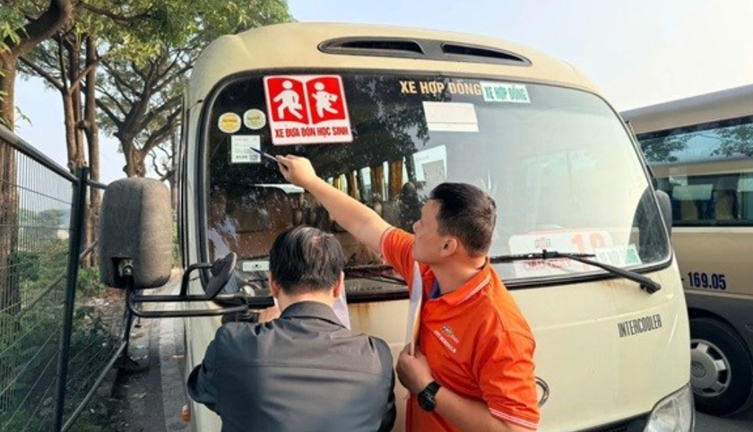 H&agrave; Nội tăng cường quản l&yacute; xe đưa đ&oacute;n học sinh- Ảnh 1.