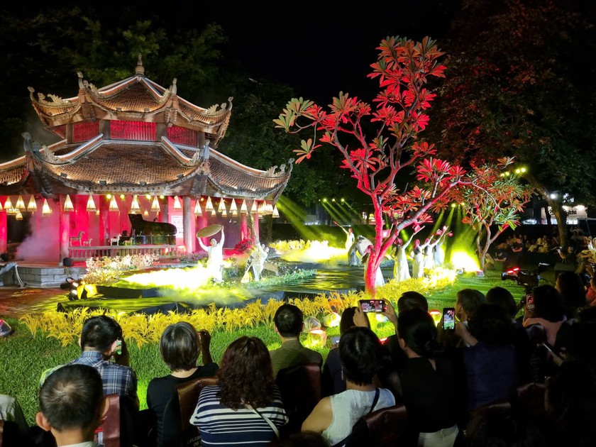 Chương trình nghệ thuật "Khai Văn": Tôn vinh đạo học Việt Nam, lan tỏa tinh thần hiếu học và khát vọng cống hiến - Ảnh 1.