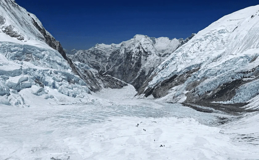 S&ocirc;ng băng Himalaya đang thay đổi thế n&agrave;o sau thảm họa lũ qu&eacute;t ở Nepal? - Ảnh 2.