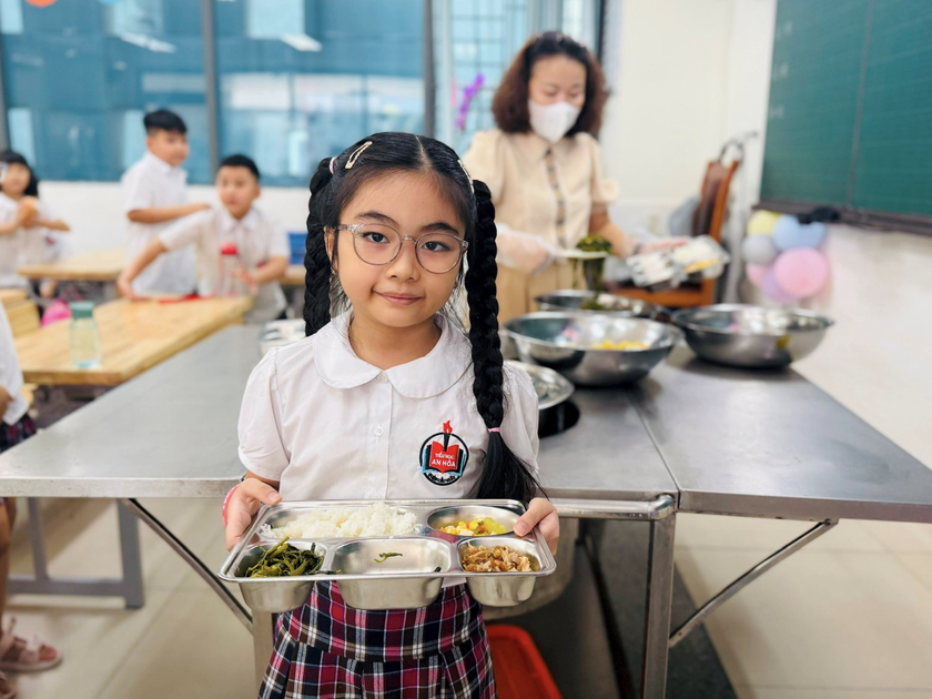 Chủ tịch Uỷ ban nh&acirc;n d&acirc;n tỉnh, th&agrave;nh phố chịu tr&aacute;ch nhiệm to&agrave;n diện việc tổ chức ăn b&aacute;n tr&uacute; tại c&aacute;c cơ sở - Ảnh 1.