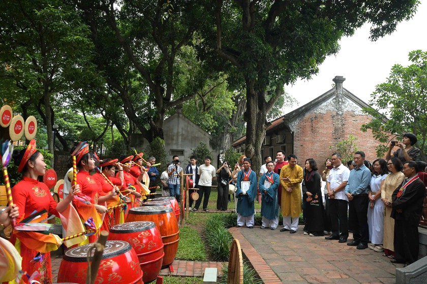 Khai mạc chương tr&igrave;nh &ldquo;Nhất trống - Một tiếng trống - Ng&agrave;n năm văn hiến&rdquo; - Ảnh 1.
