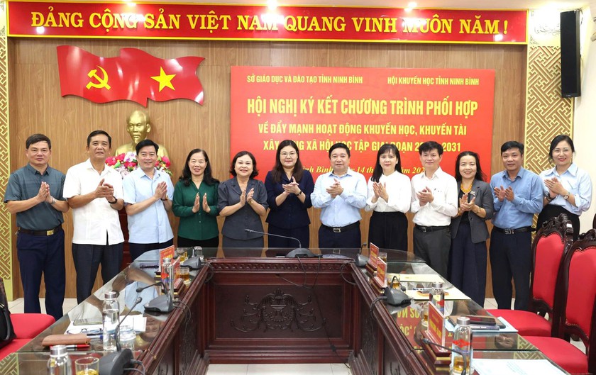 Hội Khuyến học Ninh B&igrave;nh v&agrave; Sở Gi&aacute;o dục v&agrave; Đ&agrave;o tạo k&yacute; kết chương tr&igrave;nh phối hợp giai đoạn 2026-2031 - Ảnh 5.