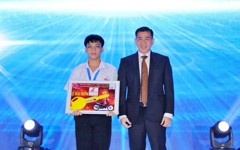 Trường Đại học Công nghiệp Thành phố Hồ Chí Minh dành khoảng 80 tỷ đồng học bổng, hỗ trợ người học - Ảnh 2.
