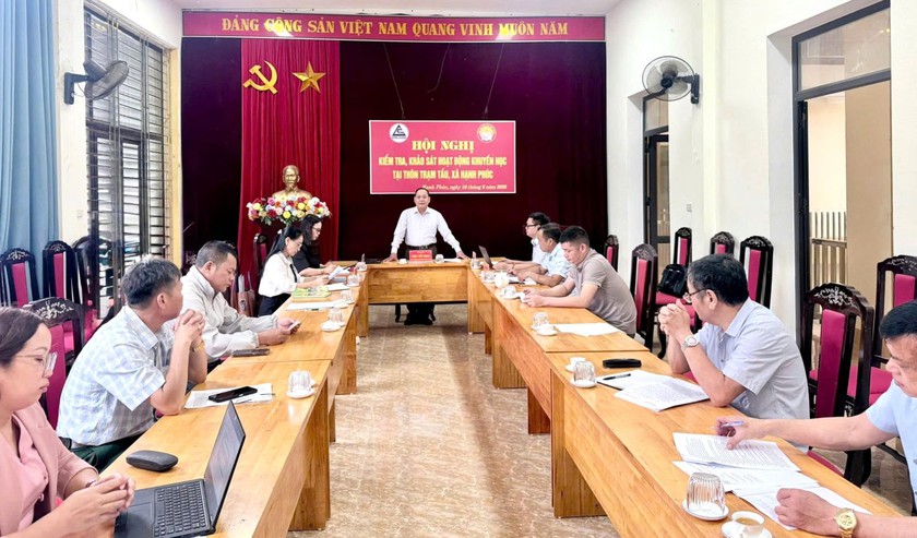Hội Khuyến học L&agrave;o Cai kiểm tra c&ocirc;ng t&aacute;c khuyến học, khuyến t&agrave;i tại cơ sở - Ảnh 1.