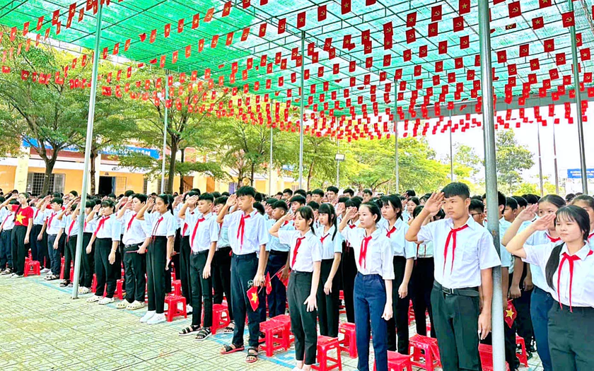 T&acirc;y Ninh quy định mức trần c&aacute;c khoản thu dịch vụ trường học c&ocirc;ng lập - Ảnh 1.