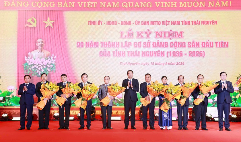Th&aacute;i Nguy&ecirc;n long trọng kỷ niệm 90 năm th&agrave;nh lập cơ sở Đảng Cộng sản đầu ti&ecirc;n của tỉnh - Ảnh 8.