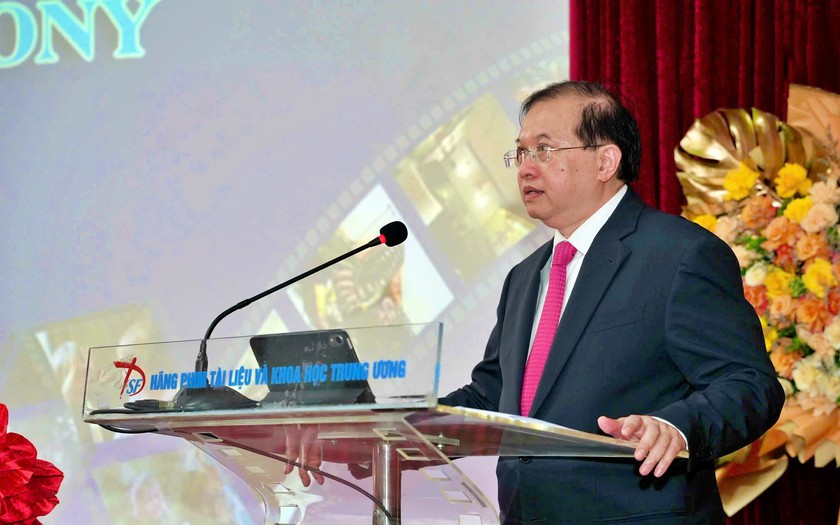 Khai mạc Li&ecirc;n hoan phim t&agrave;i liệu ch&acirc;u &Acirc;u Việt Nam lần thứ 16 - Ảnh 4.