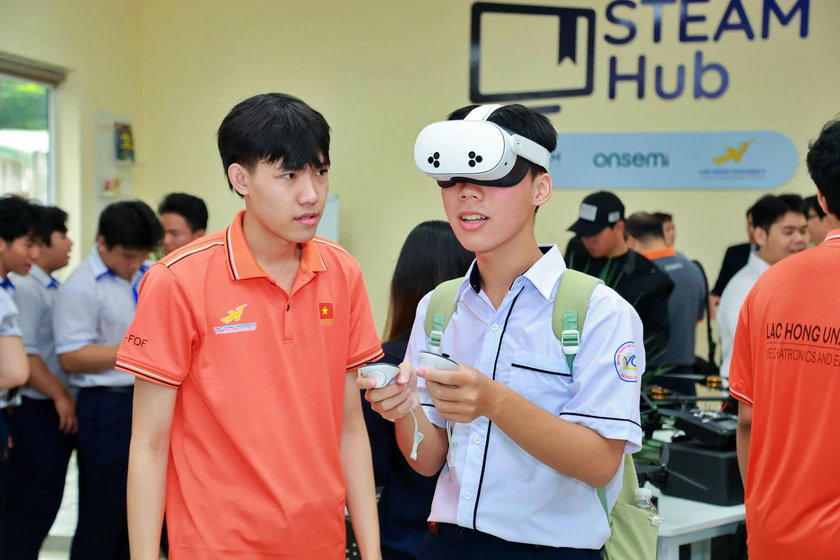 Trường Đại học Lạc Hồng khánh thành thư viện công nghệ STEAMHub kinh phí 1,1 tỷ đồng - Ảnh 5.