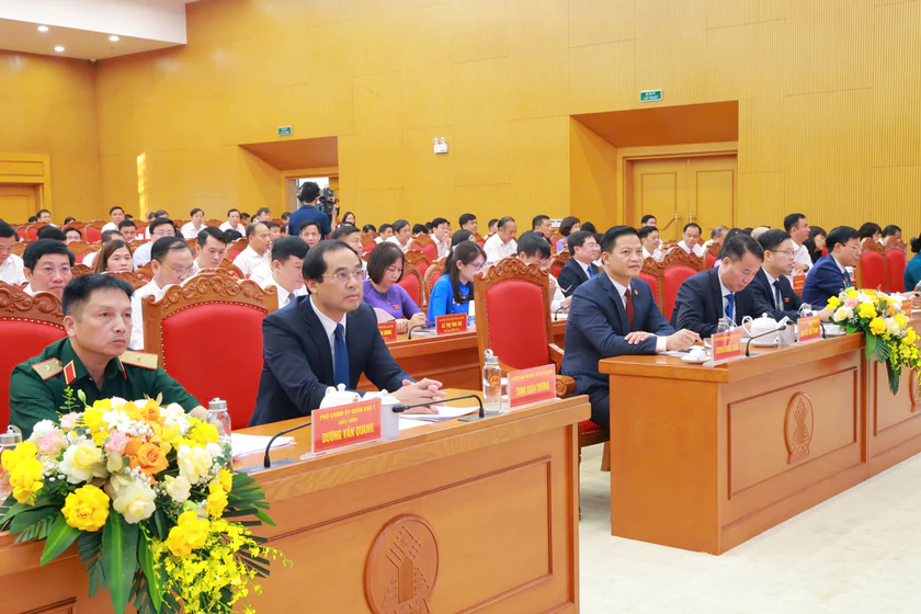 Ông Nguyễn Thế Mạnh được HĐND tỉnh Thái Nguyên bầu giữ chức Chủ tịch UBND tỉnh - Ảnh 1.
