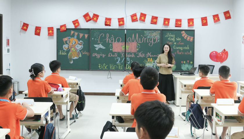 Dạy ở trường tư thục c&oacute; được t&iacute;nh thời gian giữ hạng gi&aacute;o vi&ecirc;n? - Ảnh 1.
