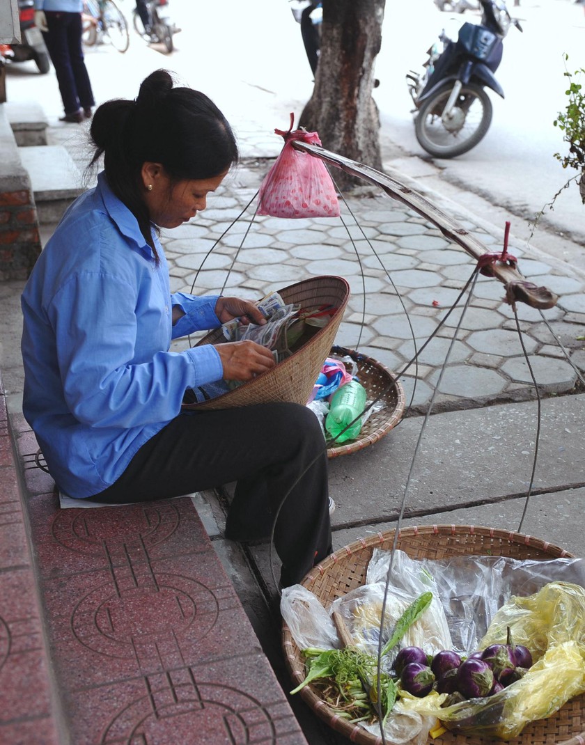 M&ugrave;i của những đồng tiền - Ảnh 3.