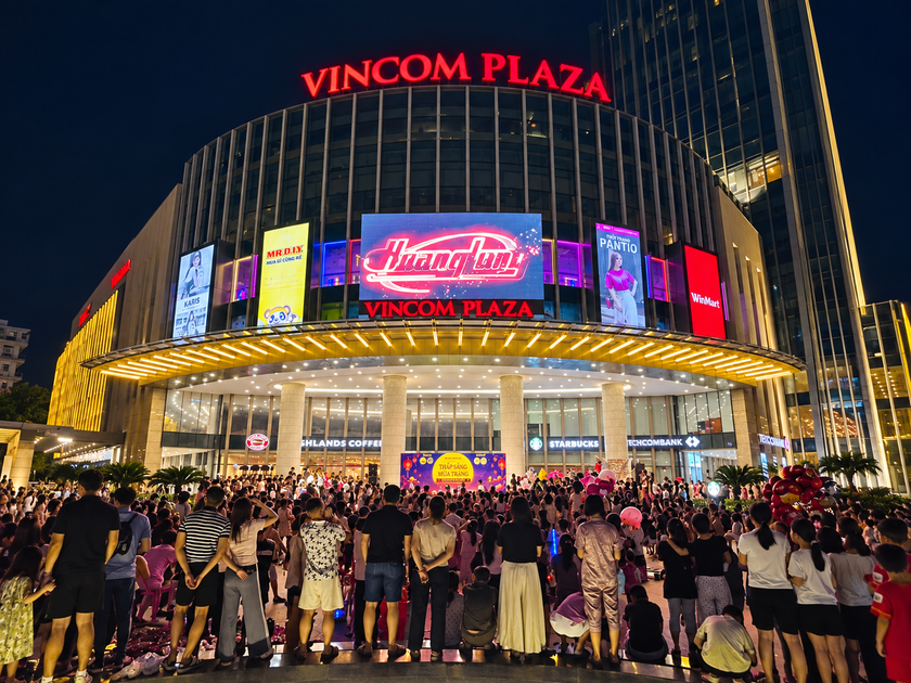 Từ rước đ&egrave;n đến &ldquo;rước may&rdquo;: Vincom Moonifest biến m&ugrave;a trăng th&agrave;nh cuộc vui đa trải nghiệm- Ảnh 10.