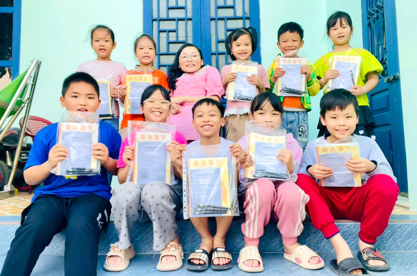 Cô giáo xương thủy tinh Nguyễn Thị Ngọc Tâm: Ngừng đi học không có nghĩa là ngừng ước mơ - Ảnh 8.