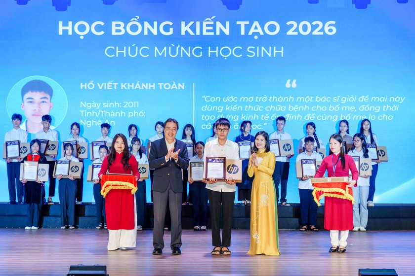 Học bổng Kiến tạo mùa 6 của Vinschool: Trao cơ hội để học sinh kiến tạo tương lai - Ảnh 4.