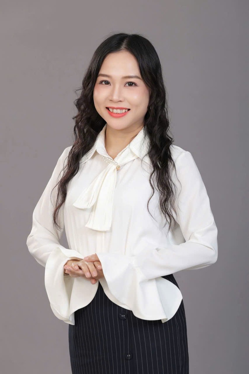 Nhiều trường học Thành phố Hồ Chí Minh nghiêm cấm học sinh đu trend "bá khí" khi trời mưa - Ảnh 3.