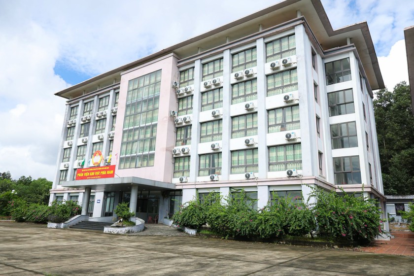 Trường Đại học C&ocirc;ng nghiệp Th&agrave;nh phố Hồ Ch&iacute; Minh tiếp nhận cơ sở mới, mở rộng kh&ocirc;ng gian đ&agrave;o tạo - Ảnh 1.
