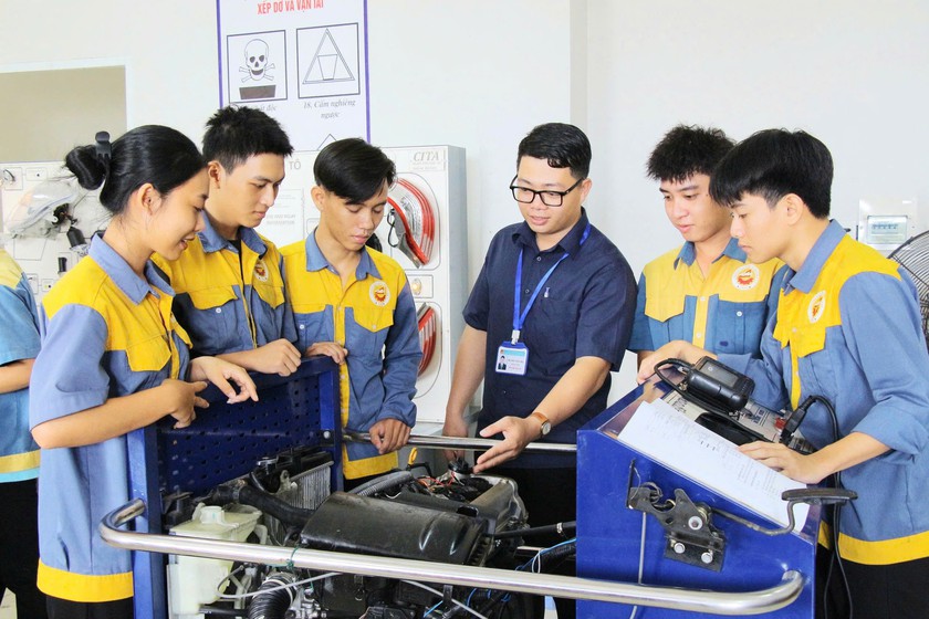 Bộ Giáo dục và Đào tạo ban hành Danh mục ngành, nghề đào tạo trong giáo dục nghề nghiệp - Ảnh 1.