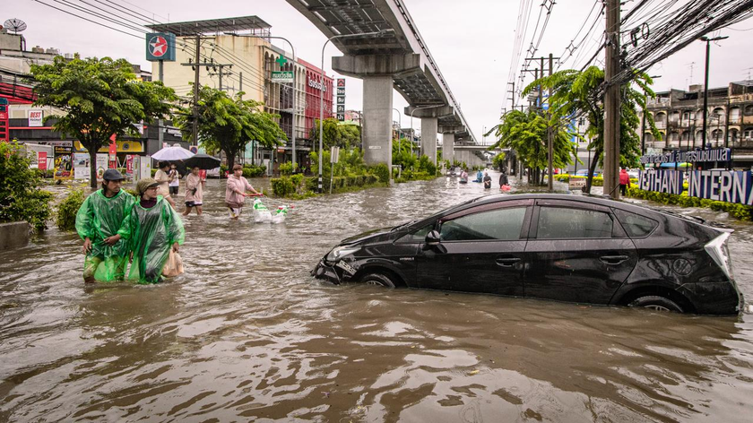 Bangkok ngập nặng, 30 chuyến bay bị cắt: Điều g&igrave; đang xảy ra giữa El Ni&ntilde;o rất mạnh? - Ảnh 3.