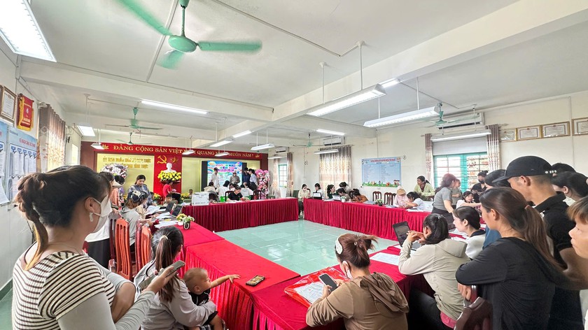 Xã đảo Vĩnh Thực (Quảng Ninh) rộn ràng đón năm học mới - Ảnh 2.