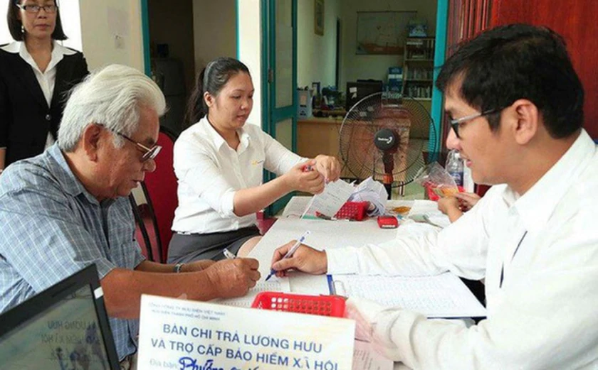 Trợ cấp hưu trí tăng lên 540.000 đồng/tháng, làm thủ tục không cần hộ khẩu thường trú - Ảnh 1.