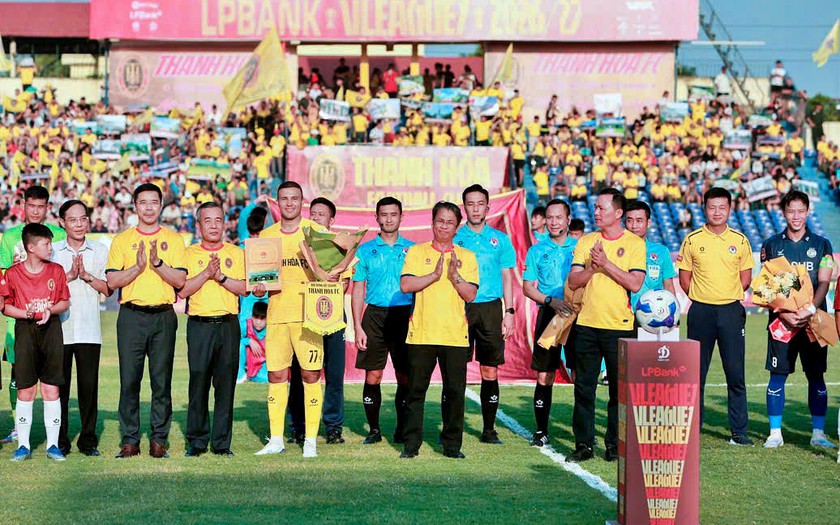 V-league mùa giải 2026: Khi 3 tướng quân "ra trận" - Ảnh 3.